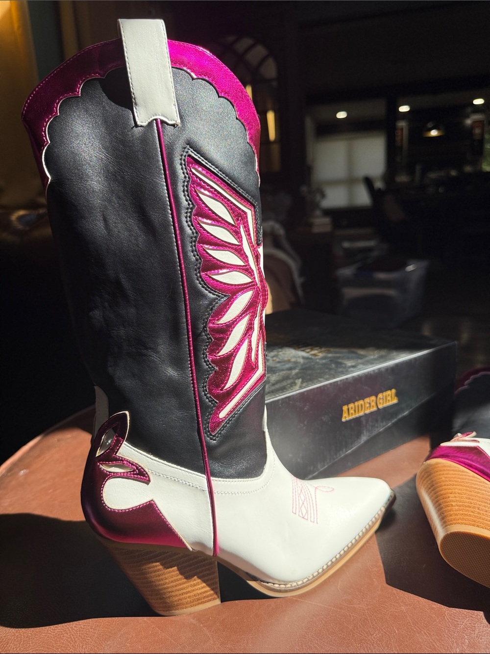 White, Black & Fuchsia Women's Western Boots